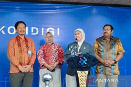 Pemenang lelang frekuensi diminta percepat pemerataan internet