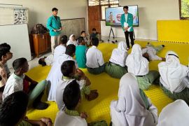 Mahasiswa UMS hadirkan Inovasi Smart Body Care, perkuat edukasi proteksi diri bagi siswa tunagrahita