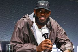 Agen dari LeBron James tak tahu kapan sang pemain akan pilih klub