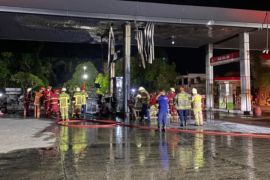 Polresta Pekanbaru selidiki kebakaran satu unit mobil dan pompa SPBU Jalan Hang Tuah Ujung