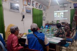 Baznas Agam terima bantuan bagi korban bencana dari Pemprov Kalsel