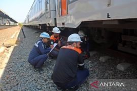 KAI Daop Cirebon pastikan seluruh sarana kereta laik operasi sesuai hasil uji DJKA