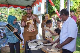 86 desa/kelurahan di Klaten terima penghargaan Layak Anak