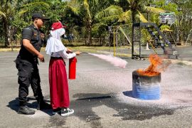 Bandara Lombok mengedukasi keselamatan penerbangan sejak dini