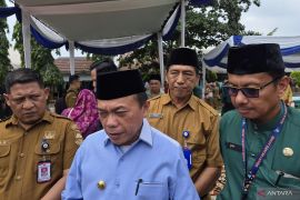 Gubernur Jambi: Penyerahan murid secara adat perkuat karakter
