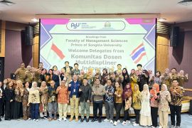 Dosen FT UMPR ikuti International Academic Mobility 5 di Malaysia-Thailand