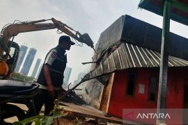 Pemkot Jakpus kembalikan fungsi jalur hijau Jati Pinggir