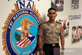 Torehkan prestasi, personel Polri lulus di FBI National Academy