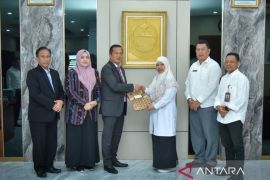 Gubernur NTB serahkan Radiogram Mendagri ke Wabup Lombok Barat