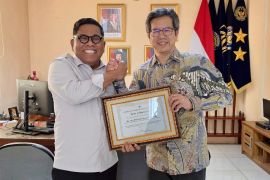 Berantas sindikat Love Scam, jajaran Imigrasi Sumut terima penghargaan dari Konjen Jepang