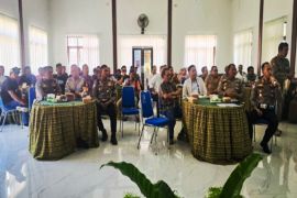 Pemkot Banjarbaru pindahkan antrean truk solar ke lahan khusus