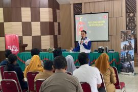 Astra Motor Kalbar edukasi keselamatan berkendara bagi aparatur Kecamatan Pontianak Barat