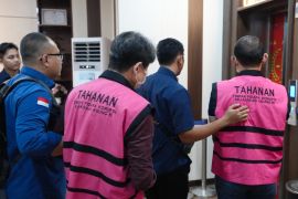 Kejagung limpahkan tersangka korupsi PT AKT ke Kejari Jakpus
