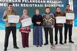 Kemenkomdigi perketat pengawasan registrasi kartu SIM berbasis biometrik