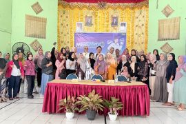 Mba Maya PNM, Bekal Sederhana agar Usaha Perempuan Ultra Mikro Padang Terus Bertumbuh