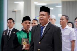 Lantik analis KI, Kakanwil Kemenkum Malut dorong peran KI terhadap pertumbuhan ekonomi