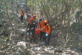 Polisi ungkap hasil pemeriksaan jasad pria di Gunung Kendil Lamongan
