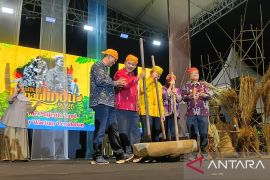 Festival Danau Lindu kembangkan potensi pariwisata dan UMKM Kabupaten Sigi