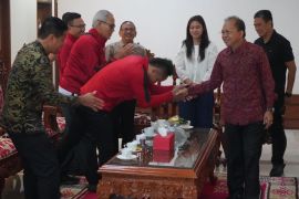 Koster prioritaskan pembinaan atlet lokal jelang Porprov 2027