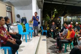 Warga terluar Kepulauan Seribu nikmati layanan perizinan keliling