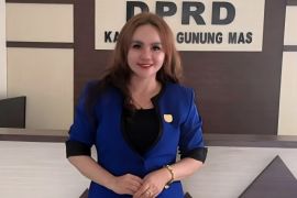 Legislator Gunung Mas harap kinerja lurah baru lebih baik