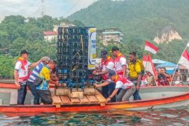 Wali Kota Jayapura lepas 27 unit rumah ikan di Kampung Kayo Pulau