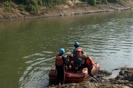Tim SAR sisir Sungai Cisadane cari remaja hilang di Tangsel