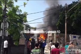 Polisi konfirmasi tak ada rumah ibadah dirusak saat bentrokan Menteng