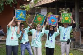 FT UMS kenalkan industri batik ramah lingkungan kepada mahasiswa internasional