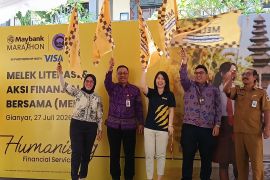 Maybank gandeng OJK dan BI tingkatkan literasi keuangan 2.000 pelajar di Gianyar