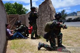 Marinir TNI AL jalani simulasi mempertahankan desa dari serangan musuh