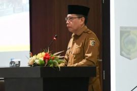 Pemkab Lombok Timur mengajukan dua ranperda guna penuhi kebutuhan warga