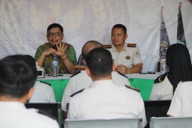Anggota DPD RI Amirul Tamim awasi implementasi UU Pemasyarakatan di Bapas Baubau