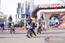 Summarecon Crown Gading kembali jadi rumah keseruan komunitas pushbike tanah air