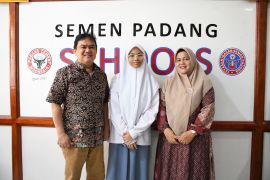 Belajar tanpa lelah, Siswi SMA Semen Padang Raih Tiket ke Kampus Top Indonesia hingga Australia dan Hong Kong