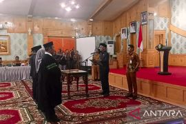 Bupati Sarolangun lantik tiga kepala OPD