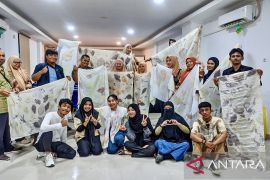 Komunitas Natura mengembangkan ecoprint dorong ekonomi hijau Gorontalo