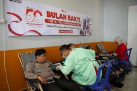 Bulan Bakti HUT Ke-50 PT Timah, Warga Belinyu antusias ikuti donor darah