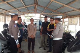 Satlantas Polresta Palangka Raya edukasi masyarakat tentang keselamatan berkendara