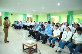 Singkawang tingkatkan kualitas SDM kesehatan hadapi tantangan layanan modern