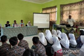 Pemkab Bekasi tanamkan nilai integritas ke  siswa
