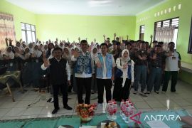 Pemkab Bekasi layani rekam KTP bagi pelajar optimalkan pelayanan publik