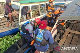 SAR gabungan temukan jasad pedagang yang tenggelam di Waduk Cirata