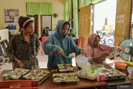 MBG untuk Ibu Hamil dan Ibu Menyusui di Palu
