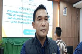 Imigrasi Palu deportasi empat WNA yang langgar aturan keimigrasian