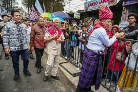 Menkop dukung Festival Bunga dan Buah Karo jadi ajang internasional