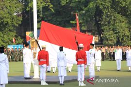 Pemkot Tangerang keluarkan edaran kibarkan Bendera Merah Putih sebulan