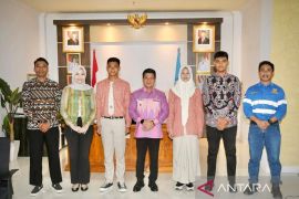 Bupati Dompu dukung dua pelajar lolos Paskibraka tingkat Provinsi NTB 2026