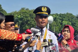 Putra dari buruh bangunan asal NTT jadi lulusan terbaik IPDN 2026