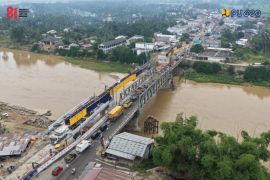 Menteri PU target dua jembatan nasional di Bireuen fungsional Agustus